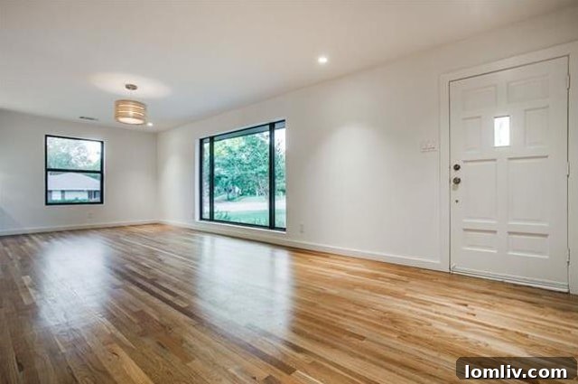 Lochwood's Sweet Escape: A Beautifully Remodeled Ranch 3 11761 Neering Dining and Entry Area