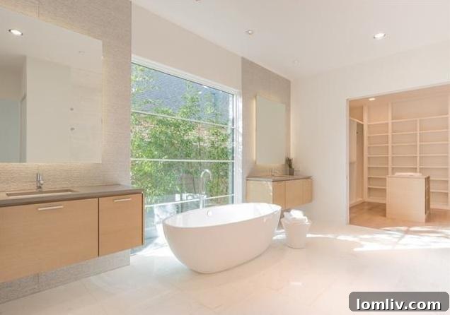 6722-Deloache-master-bath-1