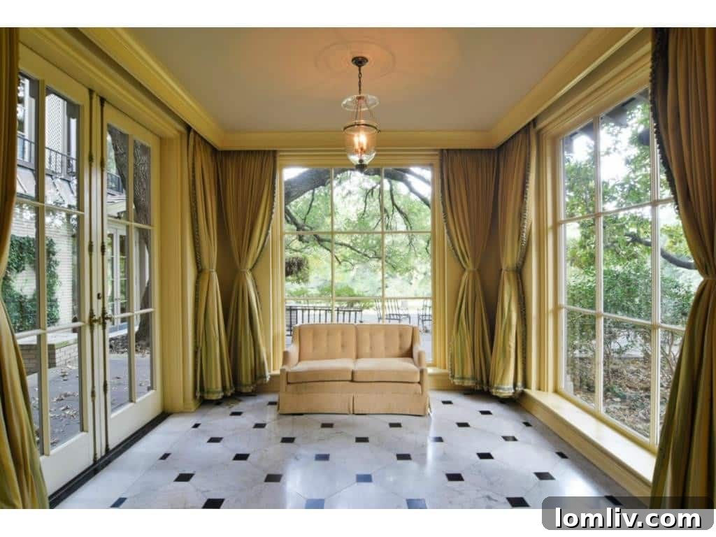 4500 Preston Road Estate Conservatory