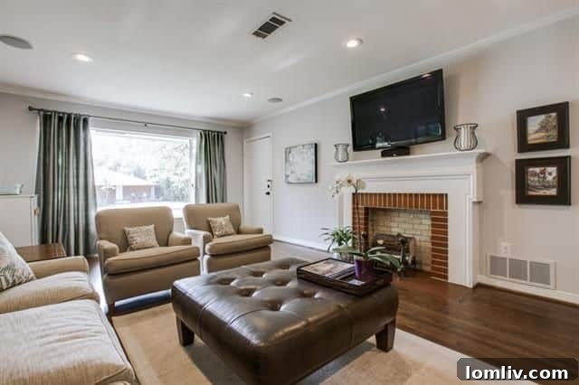 Bright Living Area with Large Picture Window, 1407 Eastus Drive