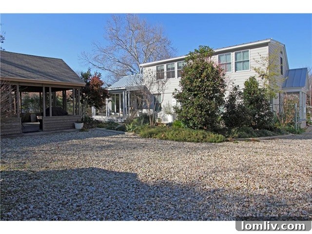 636 W. Colorado Backyard - Generous Green Space for Activities
