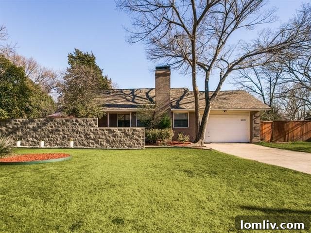 Casa Linda Retreat on 0.33 Acres with Inviting Courtyard and Grand Backyard Oasis 2 Charming Casa Linda Home Exterior - 9206 Forest Hills Blvd