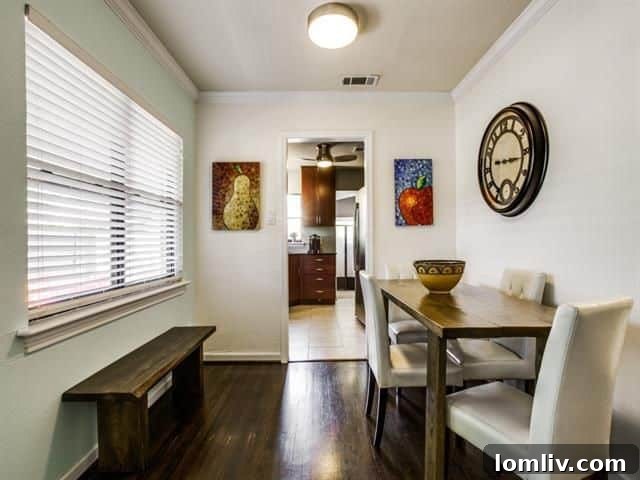 Hallway or Entryway - 9206 Forest Hills Blvd