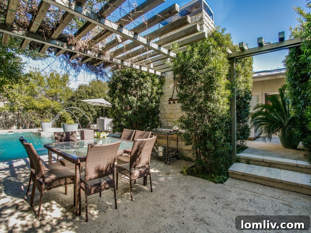 Master bedroom with direct access to a private courtyard.