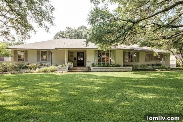 Inviting facade of a beautifully updated ranch home in Hillcrest Forest
