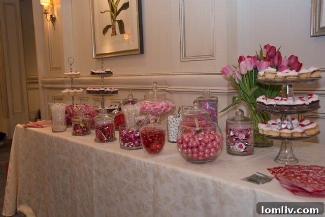More attendees enjoying the festivities at the Dallas Country Club