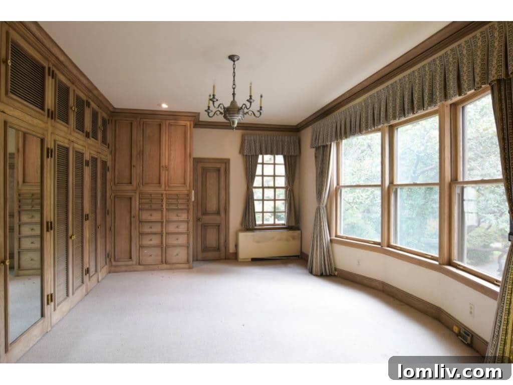 Dallas's Richest Real Estate: Did Andy Beal Acquire the Two Most Expensive Mansions? 4 An elegant closet area within the Margaret Crow Estate, highlighting luxury interiors at 4500 Preston Road.