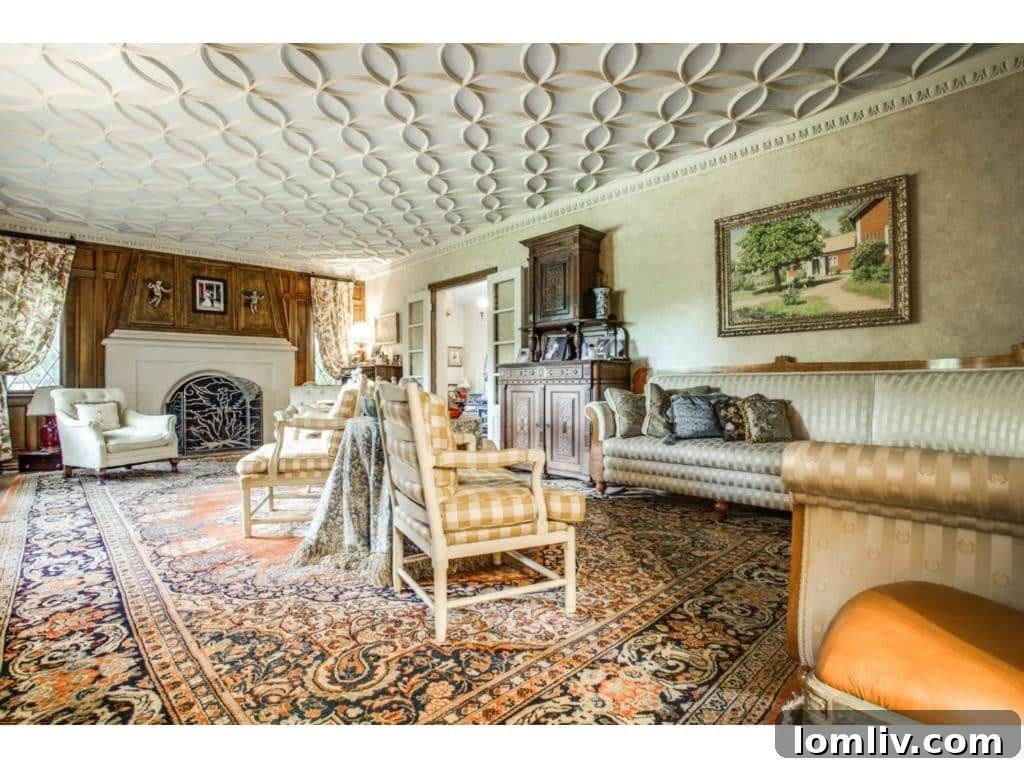 Dave Perry-Miller Curates Dallas' Finest Architecture: Korn, Thompson, Dilbeck 58 Formal living room at 6748 Lakewood Boulevard with original architectural features