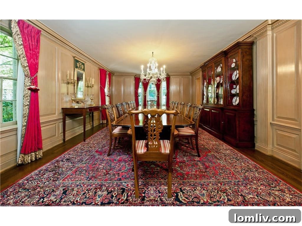 Dave Perry-Miller Curates Dallas' Finest Architecture: Korn, Thompson, Dilbeck 8 Second view of the refined dining room at 4248 Armstrong Parkway