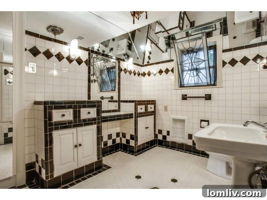 Dave Perry-Miller Curates Dallas' Finest Architecture: Korn, Thompson, Dilbeck 72 Spa-like master bathroom at 6748 Lakewood Boulevard