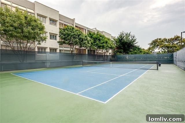 Tennis Court at Preston Tower Amenities