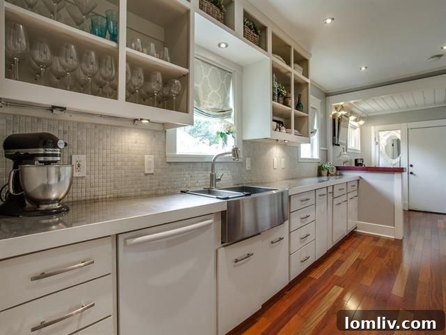 Elegant dining area adjacent to the kitchen