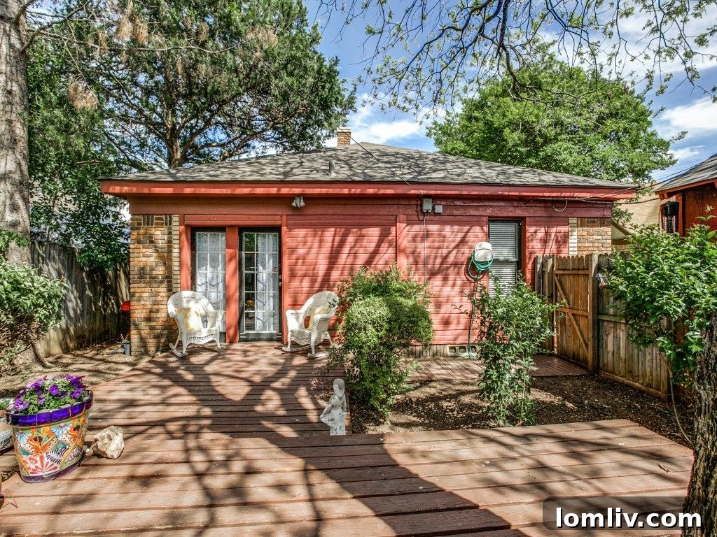 Thomas Byers of Shoot2Sell: Behind the Scenes at 307 N. Waverly 4 307-n-waverly-dr-dallas-tx-MLS-20-1024x768 - Dallas home backyard