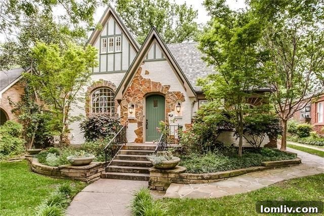 Stunningly updated home at 6934 Hammond Ave in Dallas, priced at $869,000