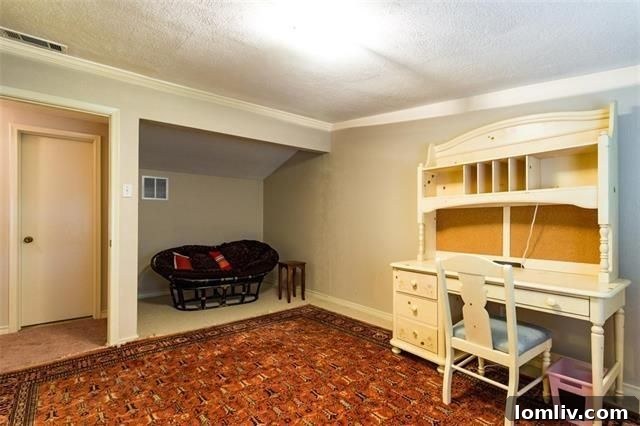Utility Room with Washer and Dryer Hookups