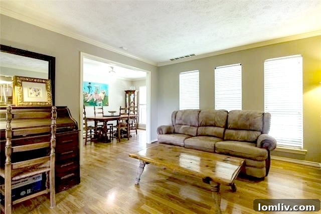 Cozy Family Room at 9914 Faircrest Dr
