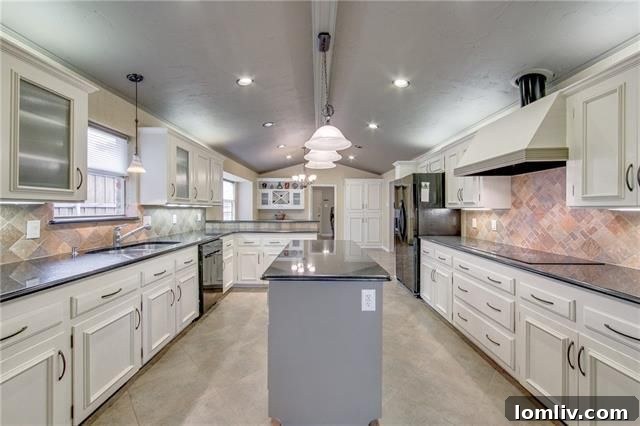 Spacious Living Room with Fireplace and Wet Bar
