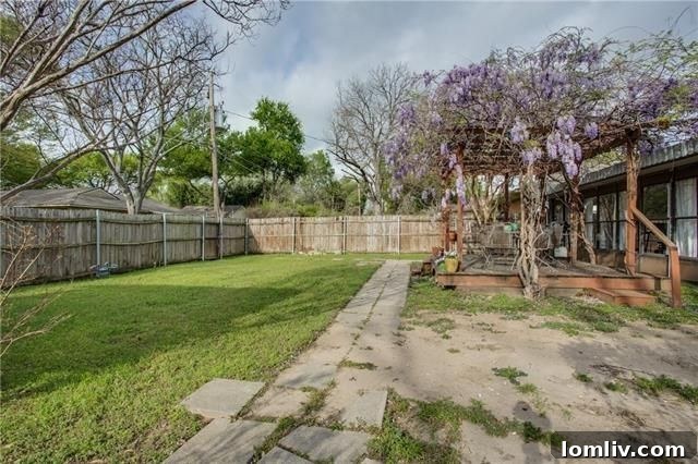 L-Streets Cottage: Enchanting Wisteria Pergola and Versatile 632 Sq Ft Space 26 Overall view of the L-Streets cottage from the street, showing context