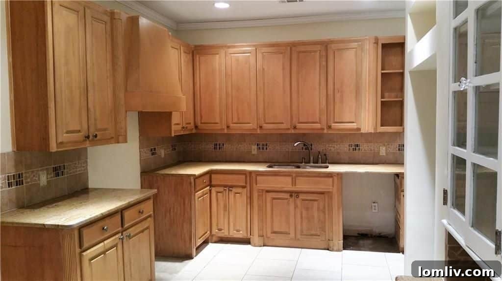 South Dallas South Blvd Swiss Avenue Transformation 13 2500 South Blvd. Kitchen Space