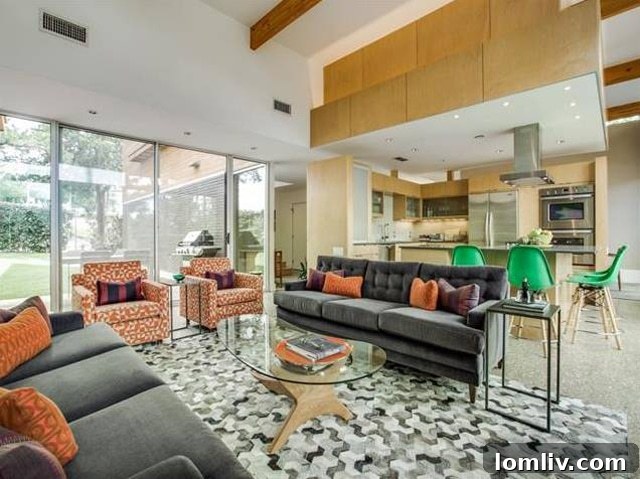 706-Kessler-Woods-Living-2