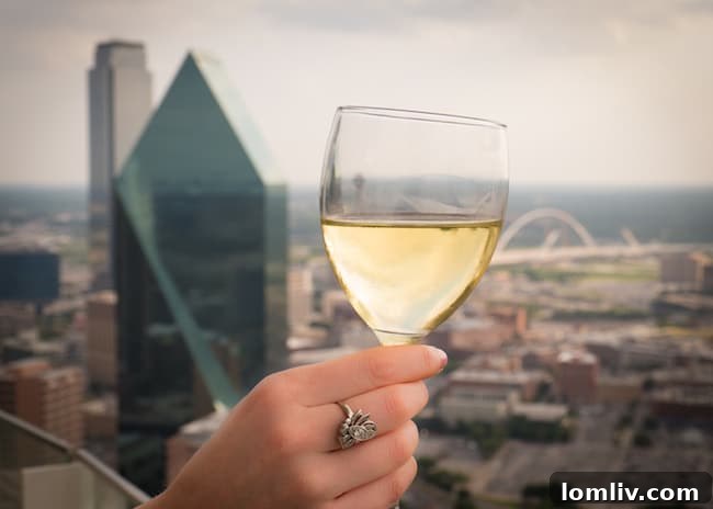 Networking and socializing at an exclusive Museum Tower Dallas party