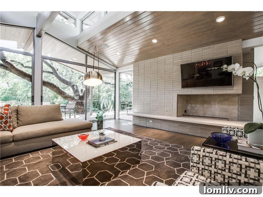 Janmar-Luxury-Living-Room-Views