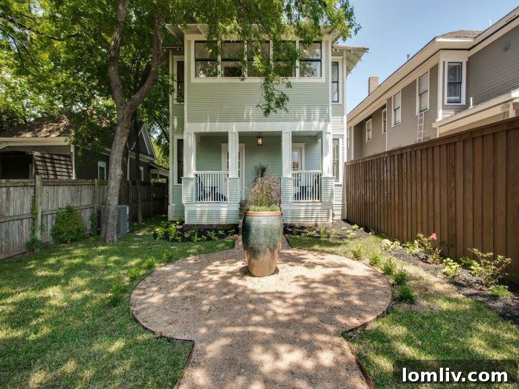 Stacey Warnix Restoric Properties | Dallas Historic Home Exterior