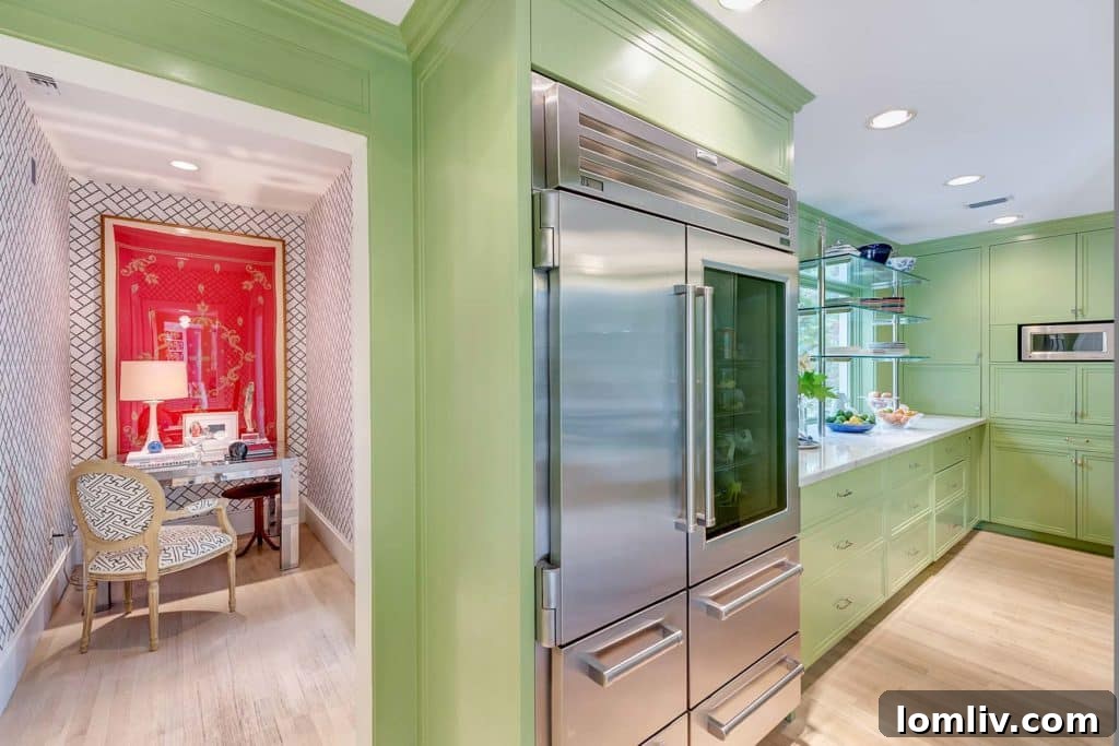 Stylish bijou alcove off the kitchen, inspired by Billy Baldwin