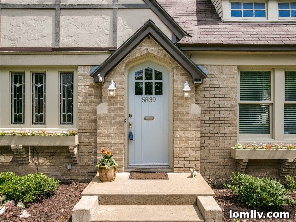 5839-Marquita-Front-Door-1024x768