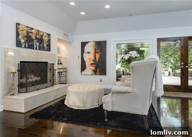 7122-royal-lane-A-2