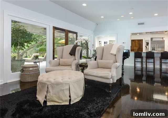 7122-royal-lane-A-2