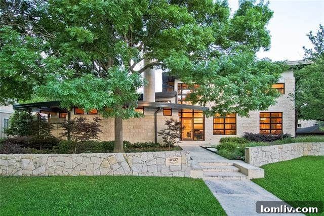 North Dallas Peak: Bionic Alpine Estate Merges Colorado Serenity with an Expansive Wardrobe 2 11627 Forest Creek Place - Grand Exterior View
