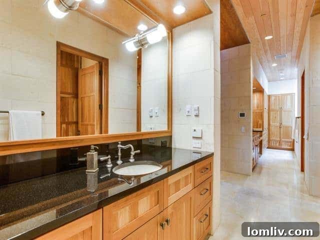 North Dallas Peak: Bionic Alpine Estate Merges Colorado Serenity with an Expansive Wardrobe 19 Forest Creek Place - Master Bathroom