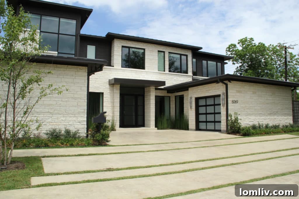 Contemporary house in Dallas by Richard Drummond Davis