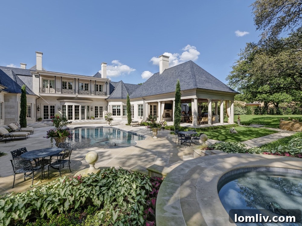 Stunning interior of a Richard Drummond Davis designed luxury home
