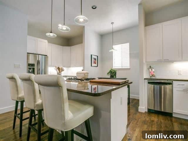 Spacious Living Area in State Thomas Condo