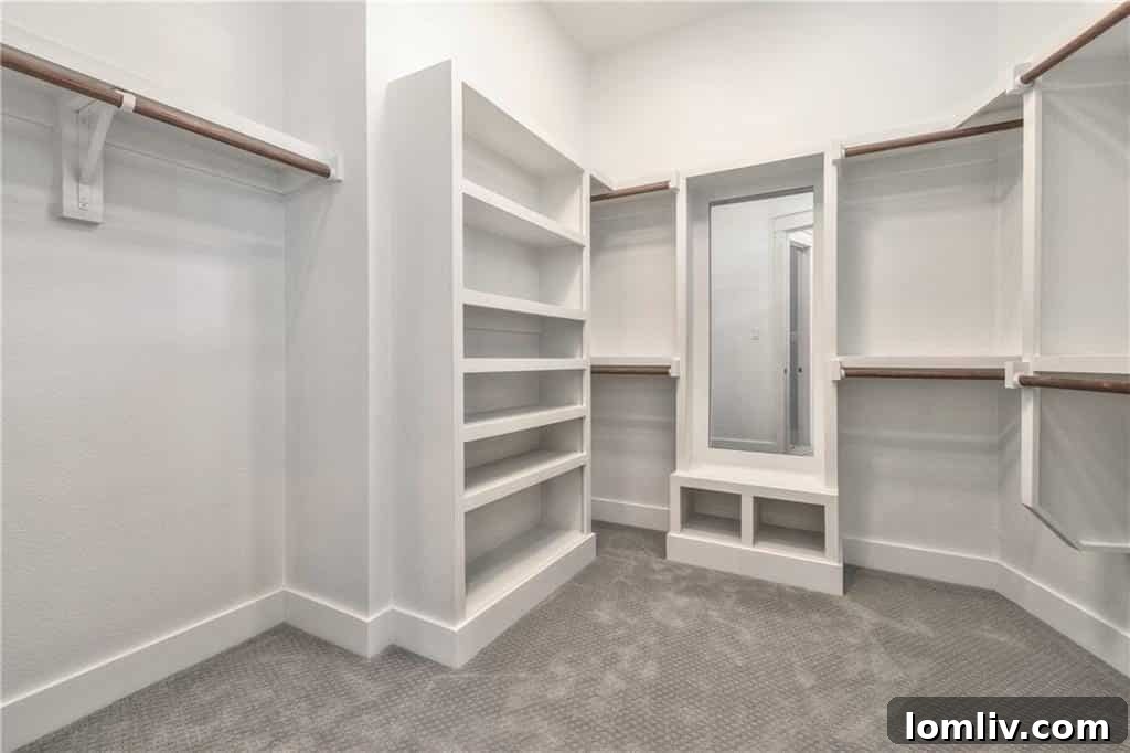 10136-Robin-Hill-Lane-master-closet-1024x682