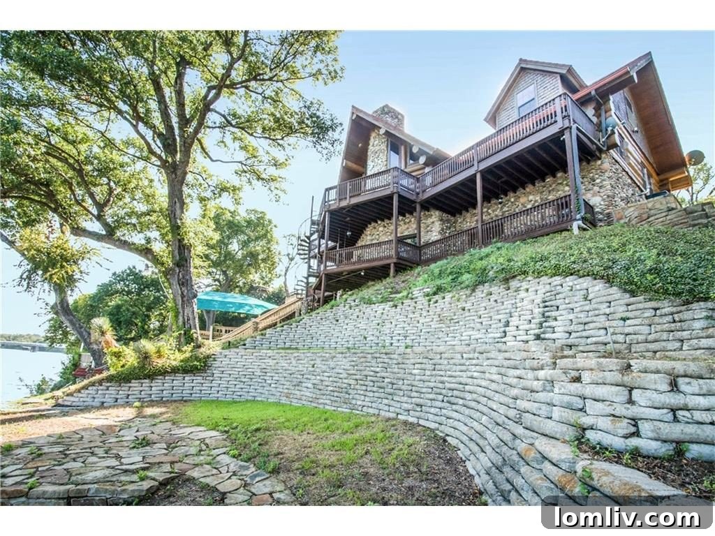 4256-Lakewood-Back-of-house-1024x768