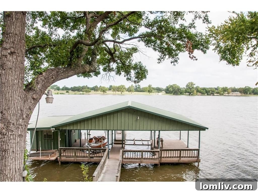 4256-Lakewood-Dock-1024x768