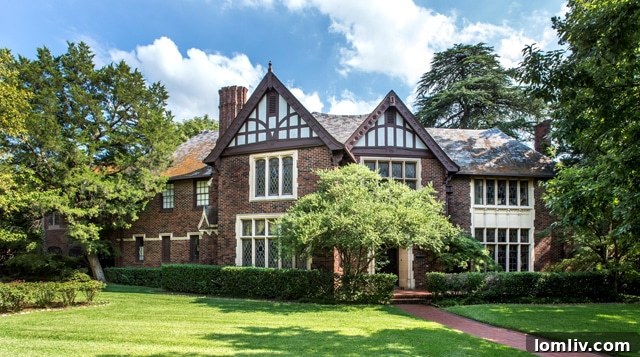 Kimple House exterior view - a prominent Tudor Revival historic home in Oak Cliff, Dallas