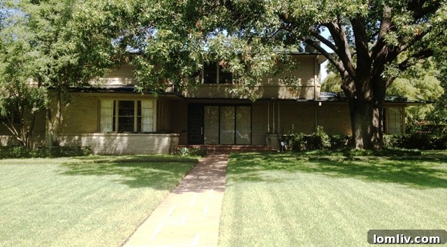 The 1950 Simmons House, another notable mid-century modern residence designed by Jon Carsey.