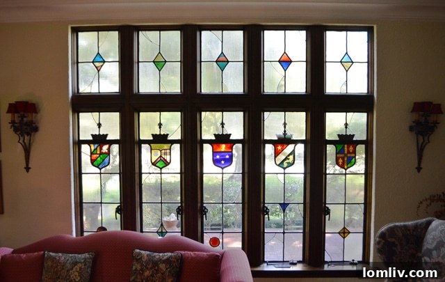 Interior view of Kimple House showing intricate plaster ceiling design with Magnolia motifs.