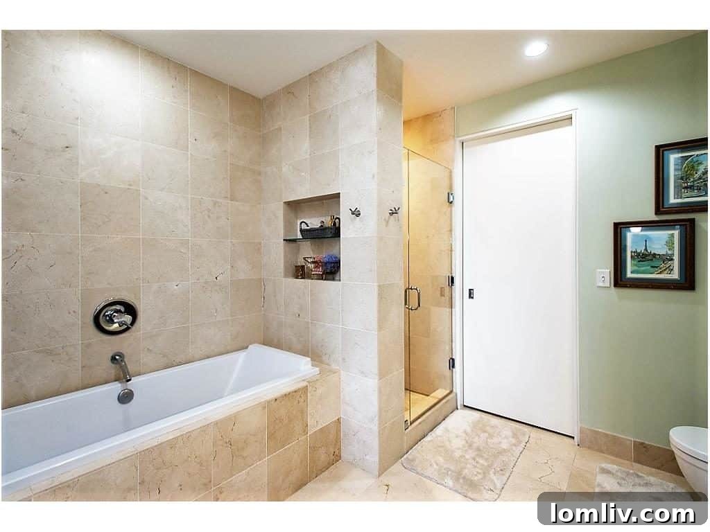 House-1601-master-bath-1024x768