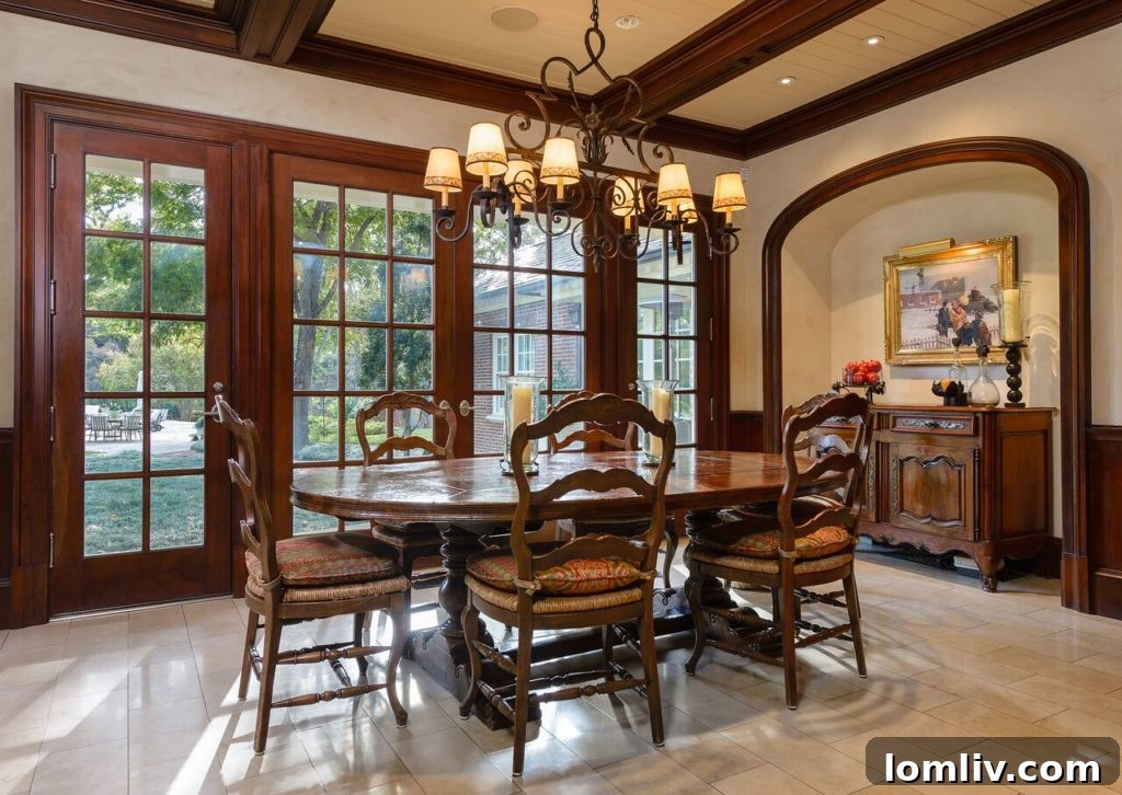 Ewing Mansion: Dallas TV's Iconic Home in the Real Estate Spotlight 9 unspecified-2-1024x722