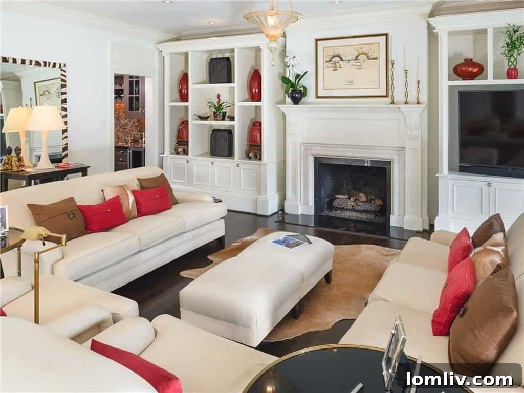 Cozy sitting area with comfortable furnishings