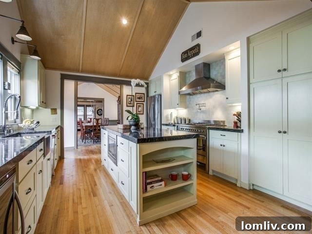 The stunning Craftsman home at 937 N. Windomere Ave in Dallas, recently renovated to perfection, featured in our weekly open house list.