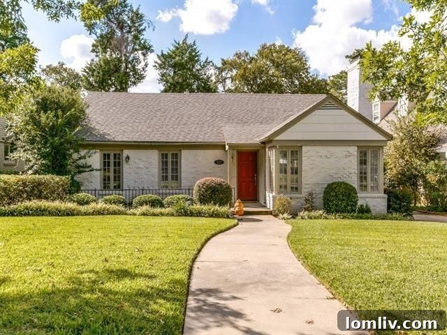 The charming exterior of the East Kessler ranch home on Oak Knoll St.