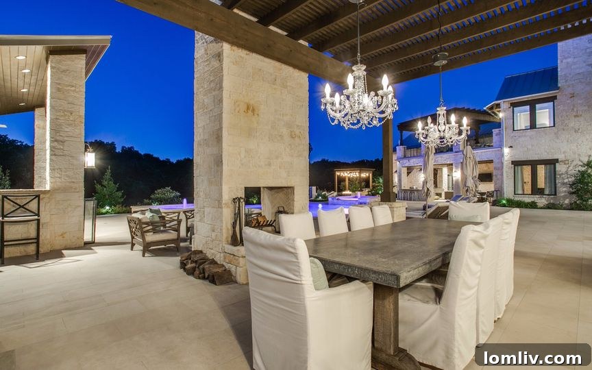 1750-Trace-Bella-Ct-ext-dining