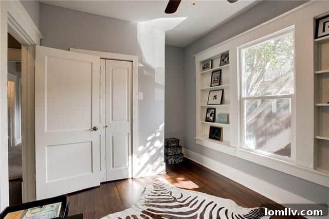 Living Room Angle - 730 N. Montclair Ave