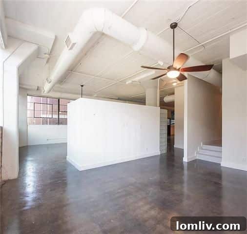 Dedicated study or home office area in Dallas loft